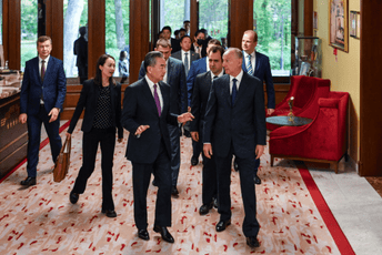 Kina i Rusija održale 18. rundu konsultacija o strateškoj bezbednosti Kina i Rusija održale 18. rundu konsultacija o strateškoj bezbednosti