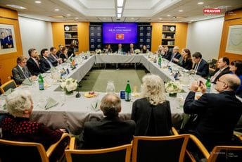 Abazović: Vrijednosti koje baštinimo, poput multikulturalizma, veličaju nas kao zemlju Abazović: Vrijednosti koje baštinimo, poput multikulturalizma, veličaju nas kao zemlju