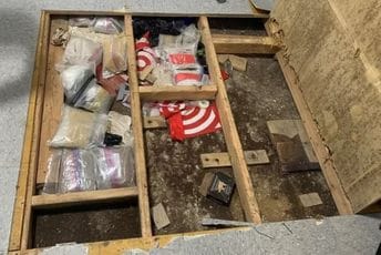 Njujork: Policija pronašla skladište droge u vrtiću u kojem je umrla beba Njujork: Policija pronašla skladište droge u vrtiću u kojem je umrla beba