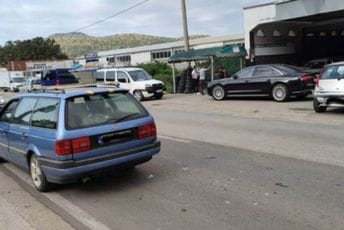 Udes u Baru, povrijeđena jedna osoba Udes u Baru, povrijeđena jedna osoba