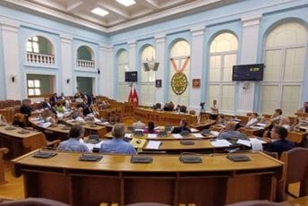 Cetinje: Nikčević i Popivoda istupili iz odborničkog kluba "SDP i građani"