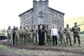 Joanikije se sreo sa generalom Lazarevićem u manastiru Kostrikovača: Vojska CG zaslužuje našu trajnu blagodarnost