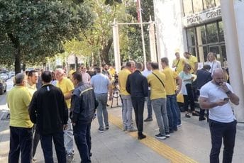 U toku štrajk Pošte, poslovnice rade, ali smanjenim kapacitetom U toku štrajk Pošte, poslovnice rade, ali smanjenim kapacitetom