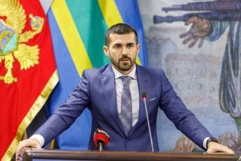 Nenezić pozvao institucije da reaguju povodom prijetnji upućenih Bardić