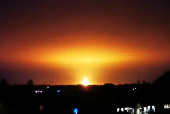 (VIDEO) Ogromna vatrena lopta osvijetlila nebo iznad Oksforda nakon misteriozne eksplozije