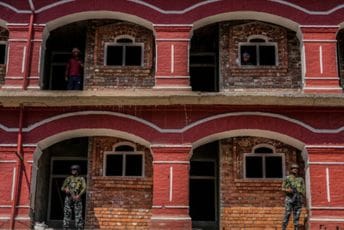 Indija protjeruje više od 40 kanadskih diplomata zbog optužbi o ubistvu vođe Sika Indija protjeruje više od 40 kanadskih diplomata zbog optužbi o ubistvu vođe Sika