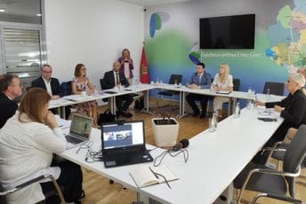 Zajednica opština Crne Gore: Proces decentralizacije pod lupom Savjeta Evrope Zajednica opština Crne Gore: Proces decentralizacije pod lupom Savjeta Evrope