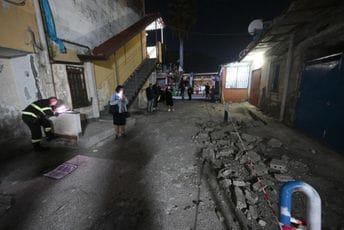 Pozatvarane škole i javne ustanove: Serija zemljotresa kod Vezuva ne prestaje