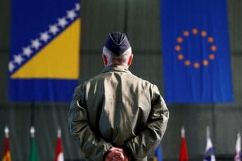 BiH: Komandovanje EUFOR-om preuzima Mađar Laslo Stic
