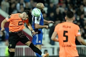 Dinamo Zagreb srušen u Prištini, istorijski bod za KI Klaksvik, nestvaran obrt u Istanbulu Dinamo Zagreb srušen u Prištini, istorijski bod za KI Klaksvik, nestvaran obrt u Istanbulu