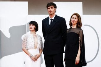 Spaeni i Elordi u glavnim ulogama: Objavljen novi trejler za film "Prisila" Spaeni i Elordi u glavnim ulogama: Objavljen novi trejler za film "Prisila"