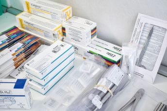 Donacija Fondacije “Ognjen Rakočević” Kliničkom centru Donacija Fondacije “Ognjen Rakočević” Kliničkom centru