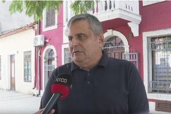 Radunović: Spajić da pokrene novi krug pregovora, potrebna ozbiljna većina Radunović: Spajić da pokrene novi krug pregovora, potrebna ozbiljna većina