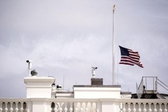 Uvode se nova pravila za američku turističku vizu, a odnose se na društvene mreže