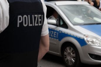 Njemačka: Muškarac uhapšen nakon što je tijelo njegove ćerke nađeno u kanalu Njemačka: Muškarac uhapšen nakon što je tijelo njegove ćerke nađeno u kanalu