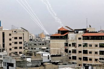 Počinje totalna opsada Gaze, Hamas nastavio sa napadima, izraelske snage zaustavljaju pokušaje iz Libana Počinje totalna opsada Gaze, Hamas nastavio sa napadima, izraelske snage zaustavljaju pokušaje iz Libana