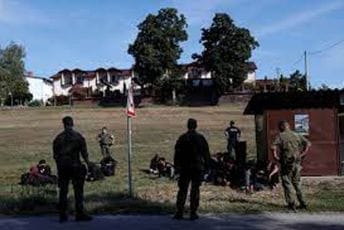 Slovačka produžava granične kontrole sa Mađarskom Slovačka produžava granične kontrole sa Mađarskom