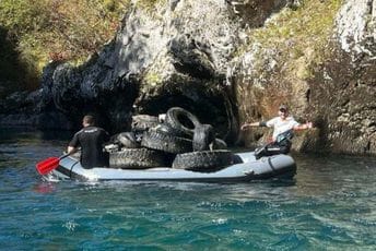 Iz korita "suze Evrope" izvadili automobilske gume, kante, najlonske kese..... Iz korita "suze Evrope" izvadili automobilske gume, kante, najlonske kese.....