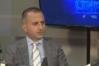 Pejović: Vlada ne razmišlja o privatizaciji Budvanske rivijere