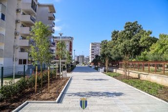 Bar: Nova pješačka staza kod OŠ "Jugoslavija" Bar: Nova pješačka staza kod OŠ "Jugoslavija"