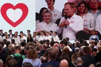 Poljska: Opozicija proglasila pobjedu, ultradesničari podbacili, Kačinjski kaže da ne zna imaju li većinu Poljska: Opozicija proglasila pobjedu, ultradesničari podbacili, Kačinjski kaže da ne zna imaju li većinu