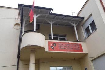 Nacionalni savjet Albanaca: Tražimo da scene mržnje na nacionalnoj osnovi oštro i jasno osude sve institucije sistema Nacionalni savjet Albanaca: Tražimo da scene mržnje na nacionalnoj osnovi oštro i jasno osude sve institucije sistema