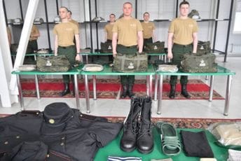 Gardijan: Rusija regrutuje Srbe za rat u Ukrajini, plan razrađen tokom ljeta Gardijan: Rusija regrutuje Srbe za rat u Ukrajini, plan razrađen tokom ljeta