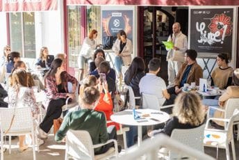 Prajd kafe upriličen u Podgorici: Borba za samoodređenje je borba za individualnu slobodu Prajd kafe upriličen u Podgorici: Borba za samoodređenje je borba za individualnu slobodu