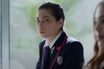 Netflix najavio kraj serije "Elite": Osma sezona će biti posljednja Netflix najavio kraj serije "Elite": Osma sezona će biti posljednja