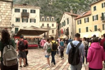 U Kotoru skoro 3.ooo prijavljenih gostiju, od 1. decembra zimske fešte U Kotoru skoro 3.ooo prijavljenih gostiju, od 1. decembra zimske fešte