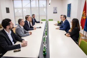 Huber: Vještačka inteligencija će Crnoj Gori pružiti ogromne prilike Huber: Vještačka inteligencija će Crnoj Gori pružiti ogromne prilike