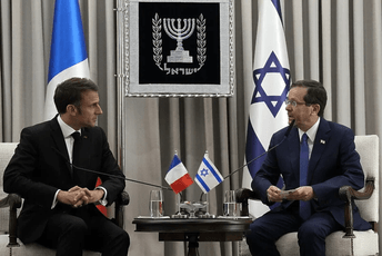 Makron stigao u Tel Aviv, izrazio punu solidarnost Francuske s Izraelom