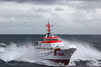 Njemačka: Sudarila se dva broda, spasioci tragaju za više osoba Njemačka: Sudarila se dva broda, spasioci tragaju za više osoba