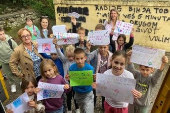 Bibliobus NB “Radosav Ljumović” ponovo na ulicama Podgorice Bibliobus NB “Radosav Ljumović” ponovo na ulicama Podgorice