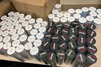 Zaplijenjena neprijavljena roba u vrijednosti 20.600 eura: Oduzet duvan za nargile, "Kamagra", snus... Zaplijenjena neprijavljena roba u vrijednosti 20.600 eura: Oduzet duvan za nargile, "Kamagra", snus...