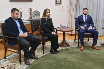 Crnogorski studenti srpskim ministrima predložili - kršenje zakona: Prilaganje popisnica je strogo kažnjivo