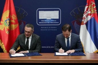 Potpisan ugovor o ustupanju na korišćenje licence za sistem e-fakture između vlada Crne Gore i Srbije Potpisan ugovor o ustupanju na korišćenje licence za sistem e-fakture između vlada Crne Gore i Srbije