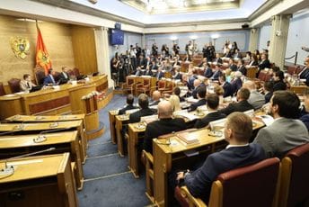 SD: Naši poslanici neće učestvovati u današnjem radu Skupštine SD: Naši poslanici neće učestvovati u današnjem radu Skupštine