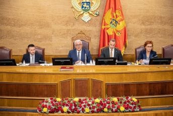 Popović i Pejović potpredsjednici Skupštine, izabrani i članovi Administrativnog odbora Popović i Pejović potpredsjednici Skupštine, izabrani i članovi Administrativnog odbora