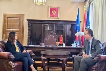 Ivanović s Popom: Proces pregovora što prije privesti kraju Ivanović s Popom: Proces pregovora što prije privesti kraju