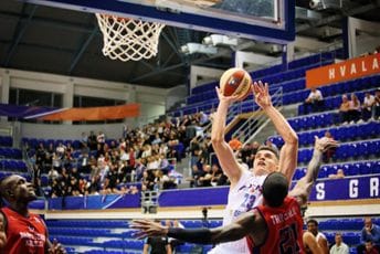 Preokret nakon odličnog starta Mornara: Bahčešehir slavio u Topolici Preokret nakon odličnog starta Mornara: Bahčešehir slavio u Topolici