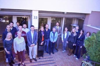 Predsjednica PKCG u posjeti kompaniji Osmi red-D: Najbolje za crnogorsko zdravstvo Predsjednica PKCG u posjeti kompaniji Osmi red-D: Najbolje za crnogorsko zdravstvo