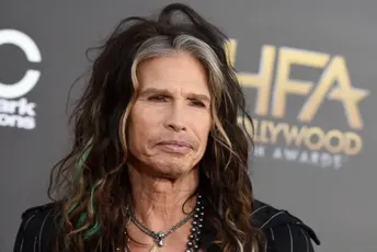 Pjevač grupe Aerosmith Stiven Tajler ponovo optužen za seksualni napad Pjevač grupe Aerosmith Stiven Tajler ponovo optužen za seksualni napad
