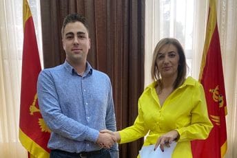 MPNI i MOACG: Produžen rok za dostavljanje preporuka profesora za dodjelu stipendija najboljim studentima MPNI i MOACG: Produžen rok za dostavljanje preporuka profesora za dodjelu stipendija najboljim studentima