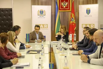 Ambicija Opštine Bar je da bude među najpovoljnijim investicionim destinacijama Jugoistočne Evrope Ambicija Opštine Bar je da bude među najpovoljnijim investicionim destinacijama Jugoistočne Evrope