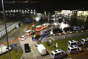 Okončana talačka drama na aerodromu u Hamburgu, otmičar uhapšen Okončana talačka drama na aerodromu u Hamburgu, otmičar uhapšen