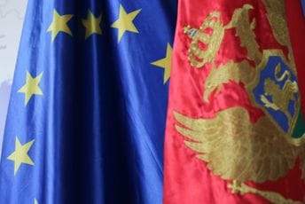 Politiko: Crna Gora favorit za EU, BiH kandidatski status Politiko: Crna Gora favorit za EU, BiH kandidatski status