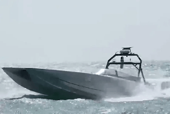 (VIDEO) Američka mornarica testira čamce kamikaze (VIDEO) Američka mornarica testira čamce kamikaze