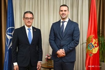 Spajić sa ambasadorima Turske i Ukrajine: Erdogan i Šmigal čestitali premijeru Spajić sa ambasadorima Turske i Ukrajine: Erdogan i Šmigal čestitali premijeru