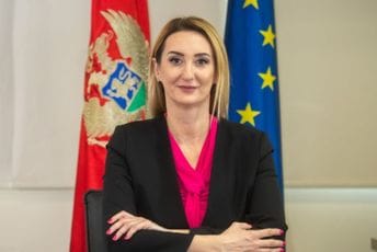 Poništena odluka o razrješenju Jelene Perović, naloženo donošenje nove